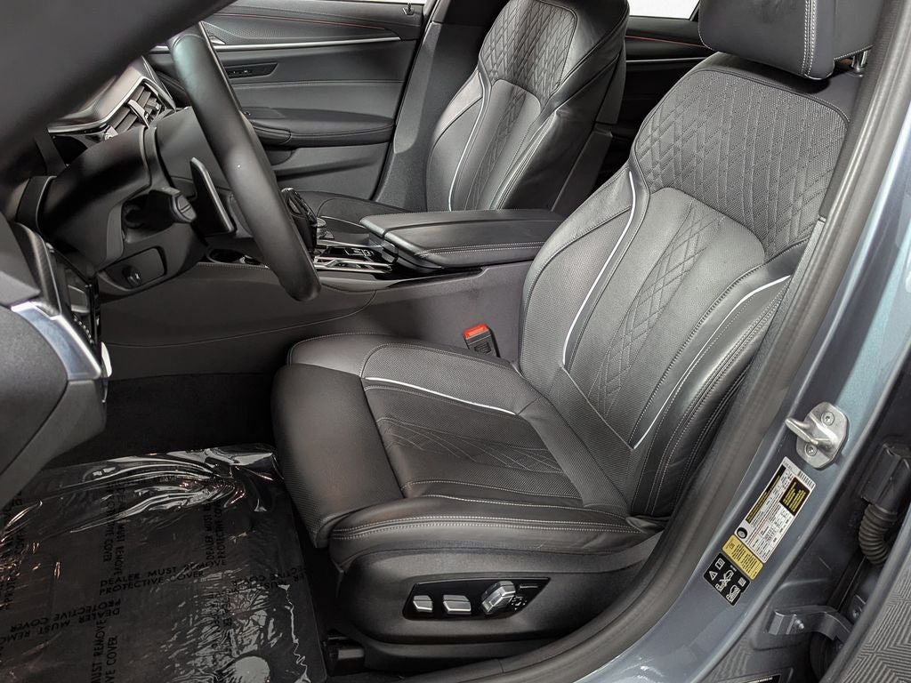 2021 BMW 550i xDrive M550i xDrive