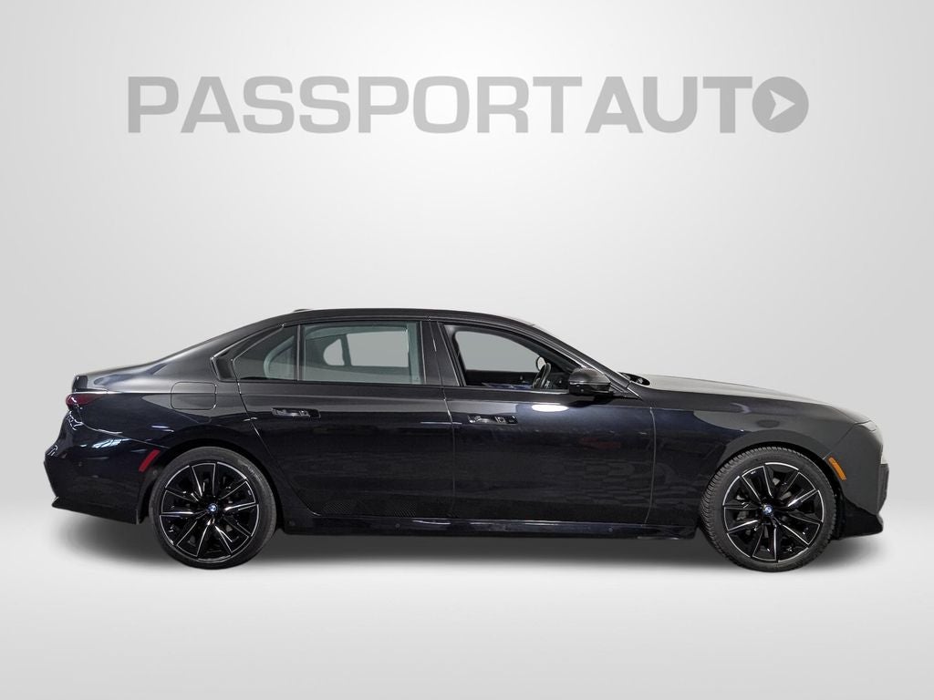 2023 BMW 740i 740i