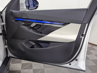 2025 BMW i5 xDrive40 xDrive40
