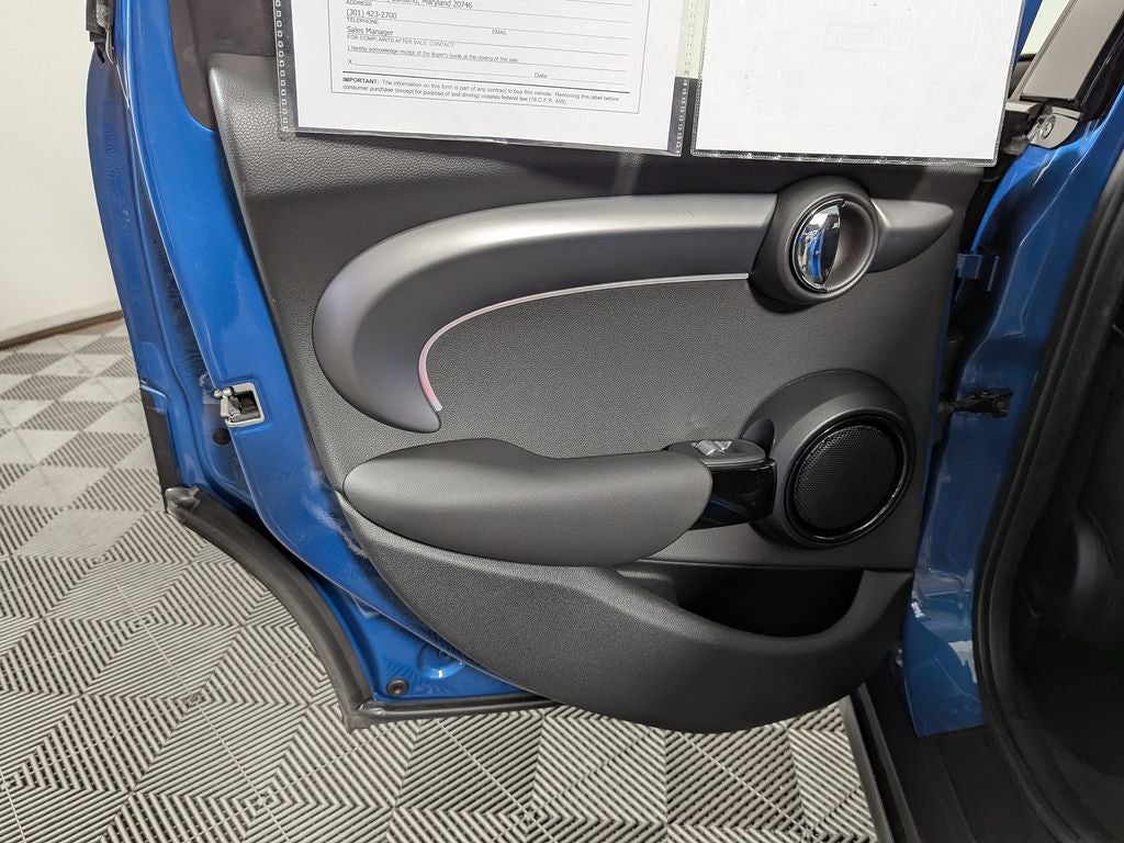 2022 MINI Cooper Cooper