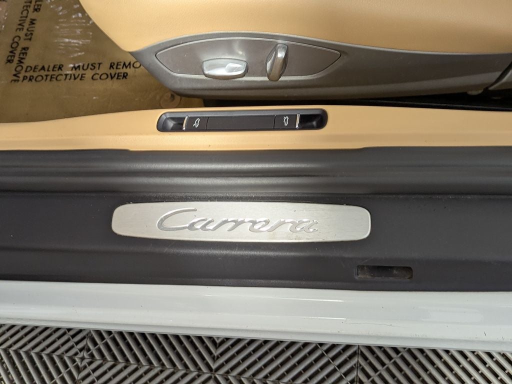 2017 Porsche 911 Carrera
