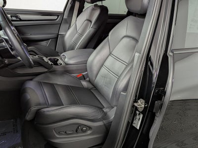 2022 Porsche Cayenne Platinum Edition