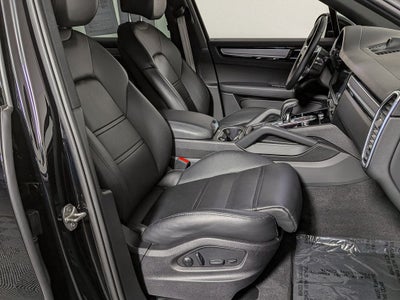 2022 Porsche Cayenne Platinum Edition