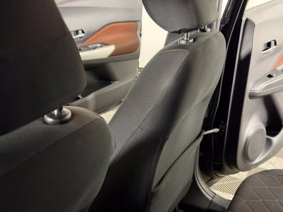 2018 Nissan Kicks SR