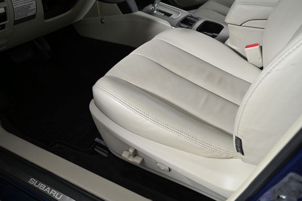 2011 Subaru Legacy 2.5i Ltd Pwr Moon