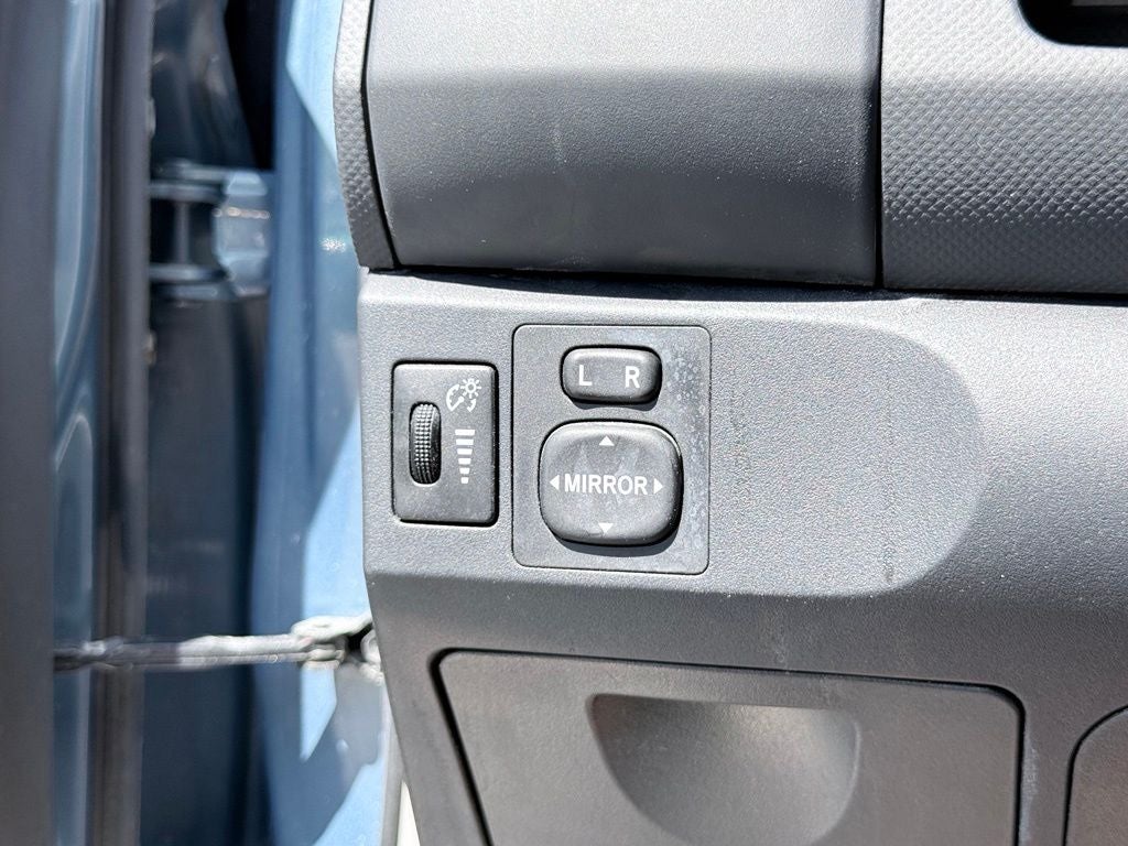 2009 Toyota Yaris Base