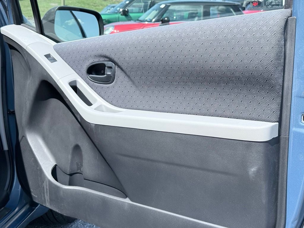 2009 Toyota Yaris Base