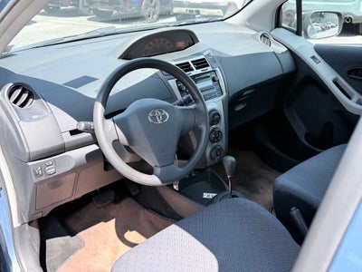 2009 Toyota Yaris Base