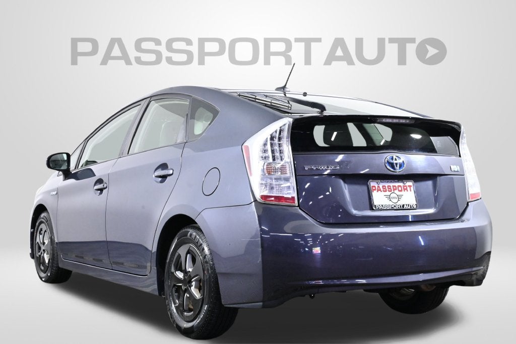 2010 Toyota Prius III