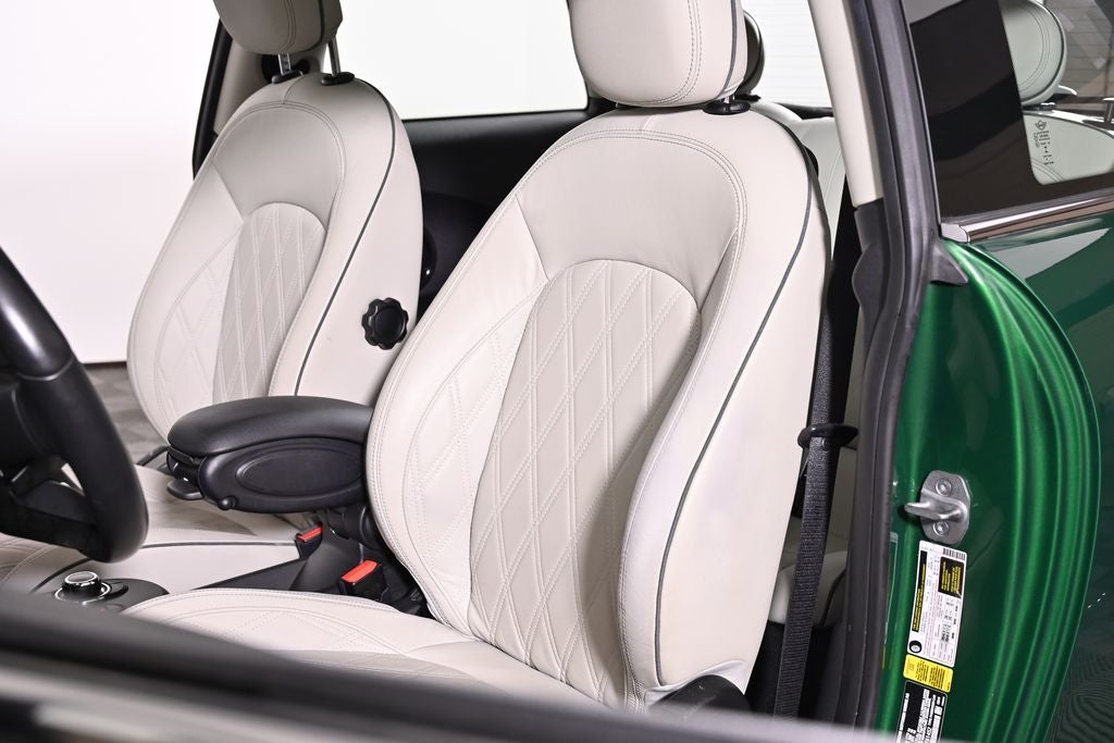 2023 MINI 2 Door Cooper SE Iconic