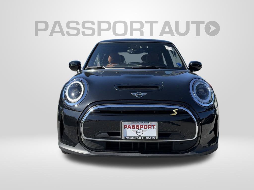 Certified 2024 MINI Hardtop 2 Door SE with VIN WMW13DJ02R2V11368 for sale in Alexandria, VA