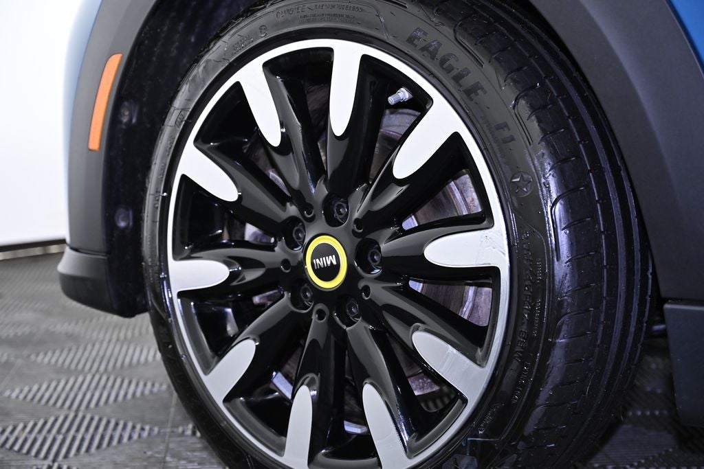 2024 MINI Cooper SE Electric Cooper SE