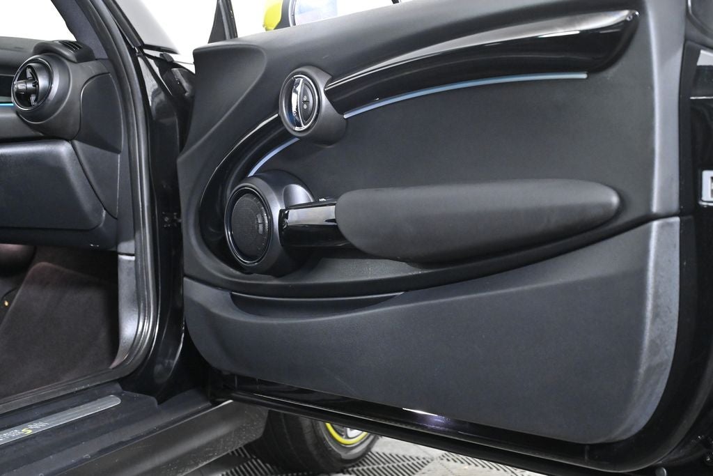 2024 MINI Cooper SE Electric Cooper SE