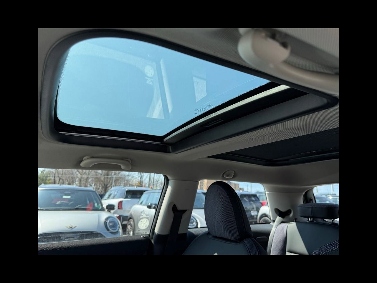 2026 MINI 2 DOOR ICONIC