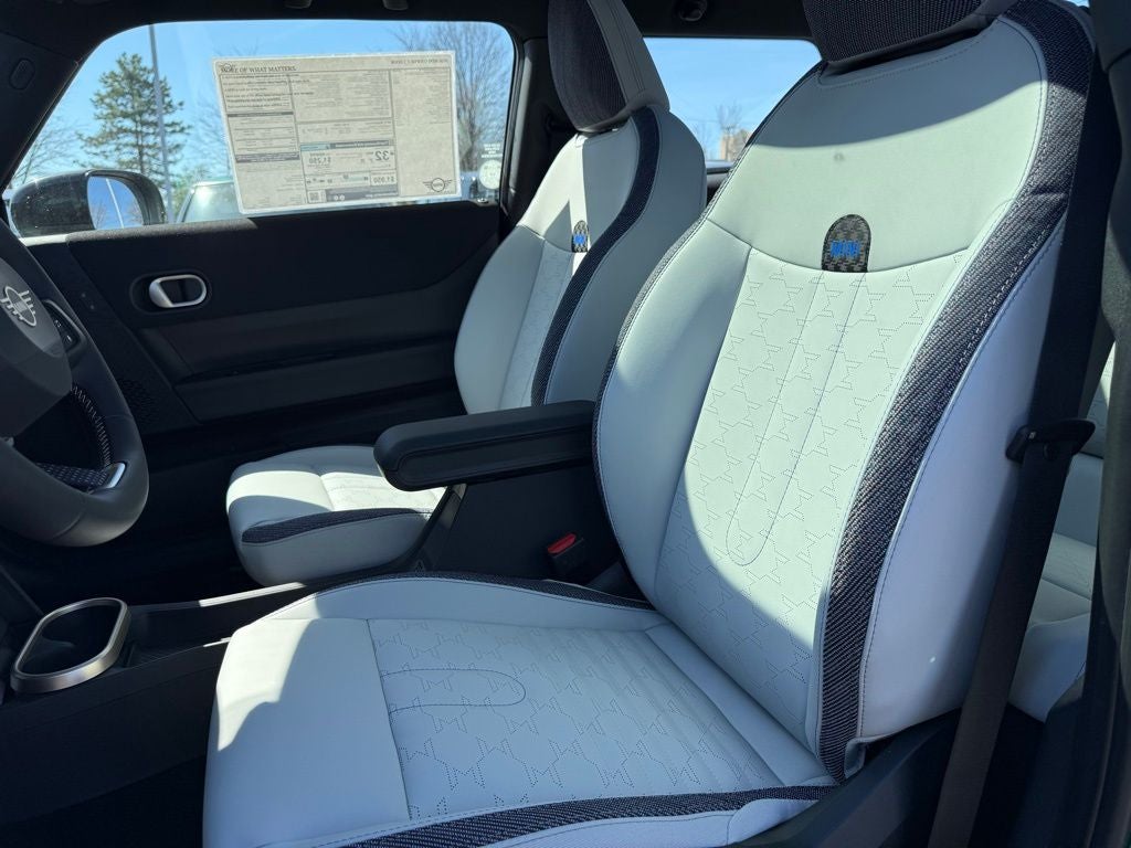 2026 MINI 2 DOOR SIGNATURE PLUS