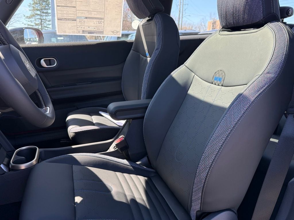 2026 MINI 2 DOOR SIGNATURE PLUS