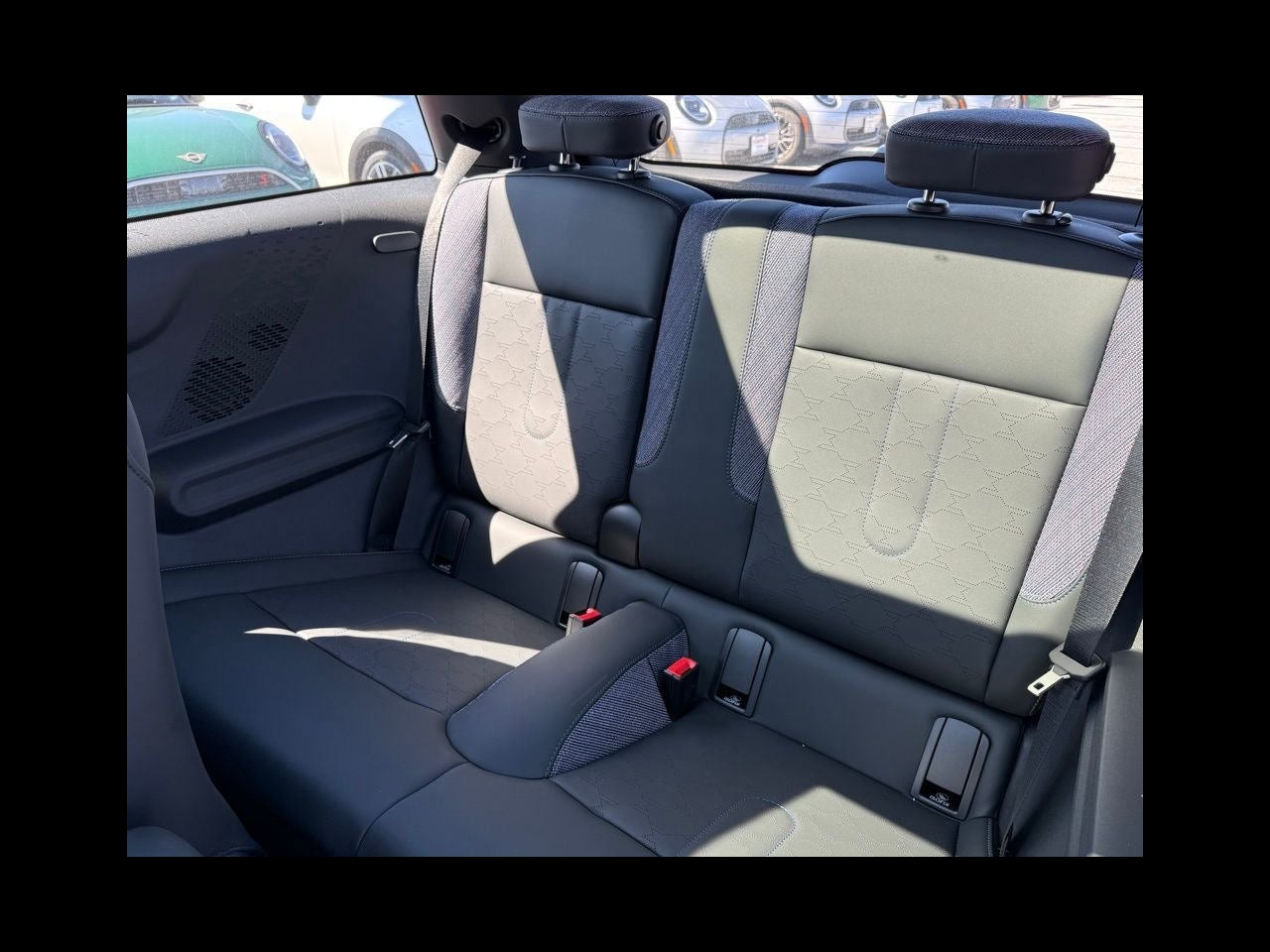 2026 MINI 2 DOOR SIGNATURE PLUS