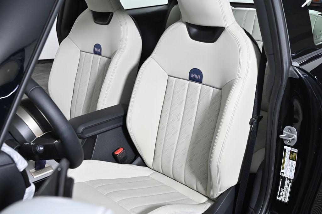 2025 MINI Hardtop 2 Door Cooper