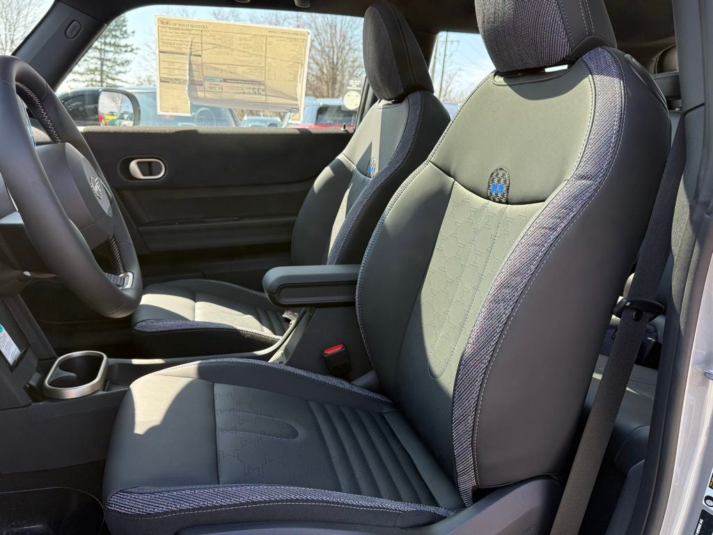 2026 MINI 2 DOOR ICONIC