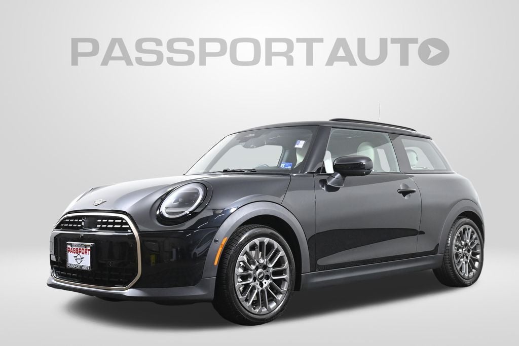 2025 MINI Hardtop 2 Door Cooper
