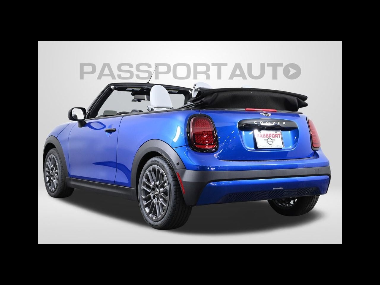 2026 MINI CONVERTIBLE ICONIC