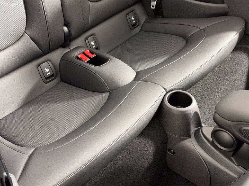 2024 MINI CONVERTIBLE Base