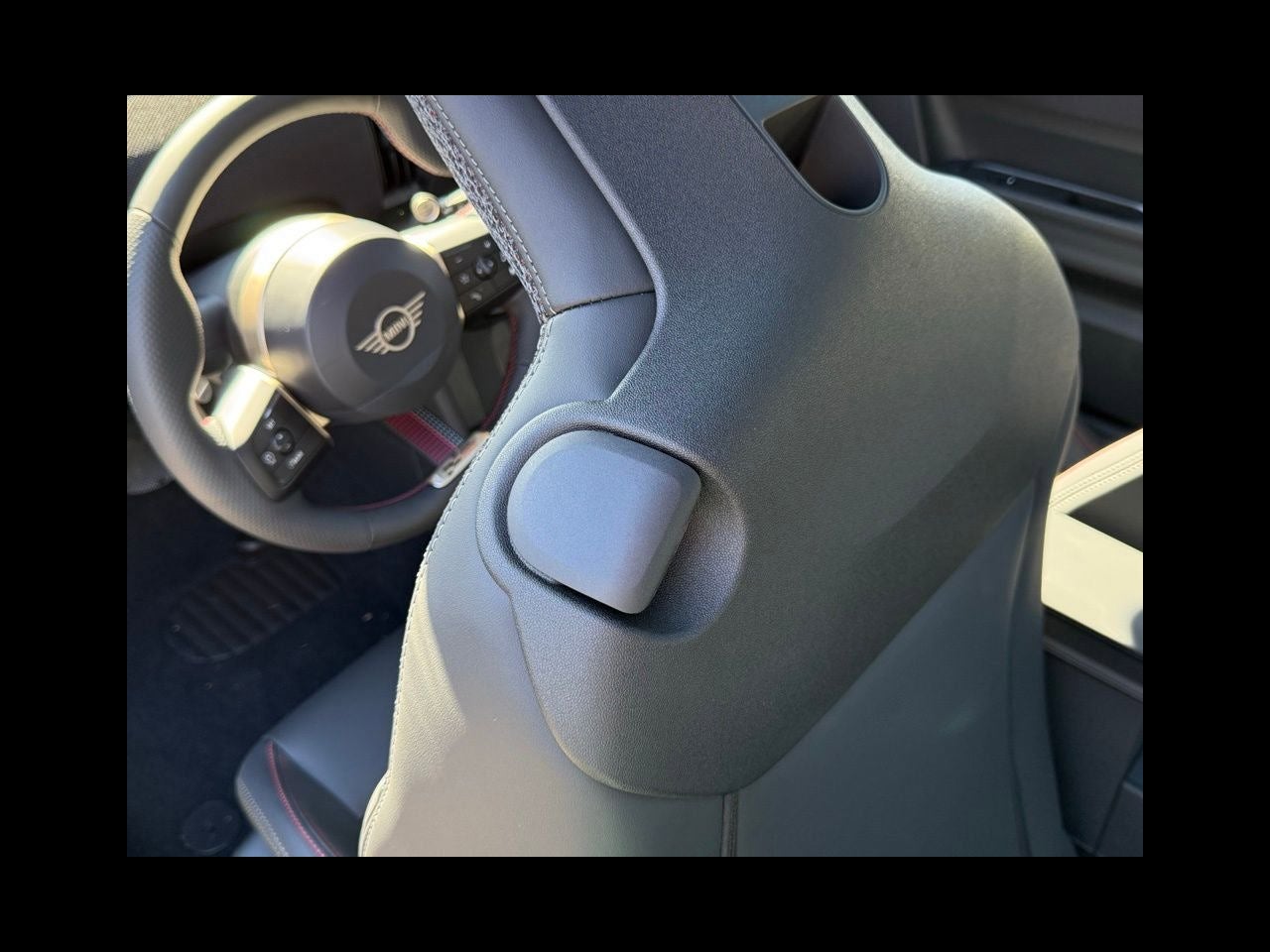 2026 MINI 2 DOOR ICONIC