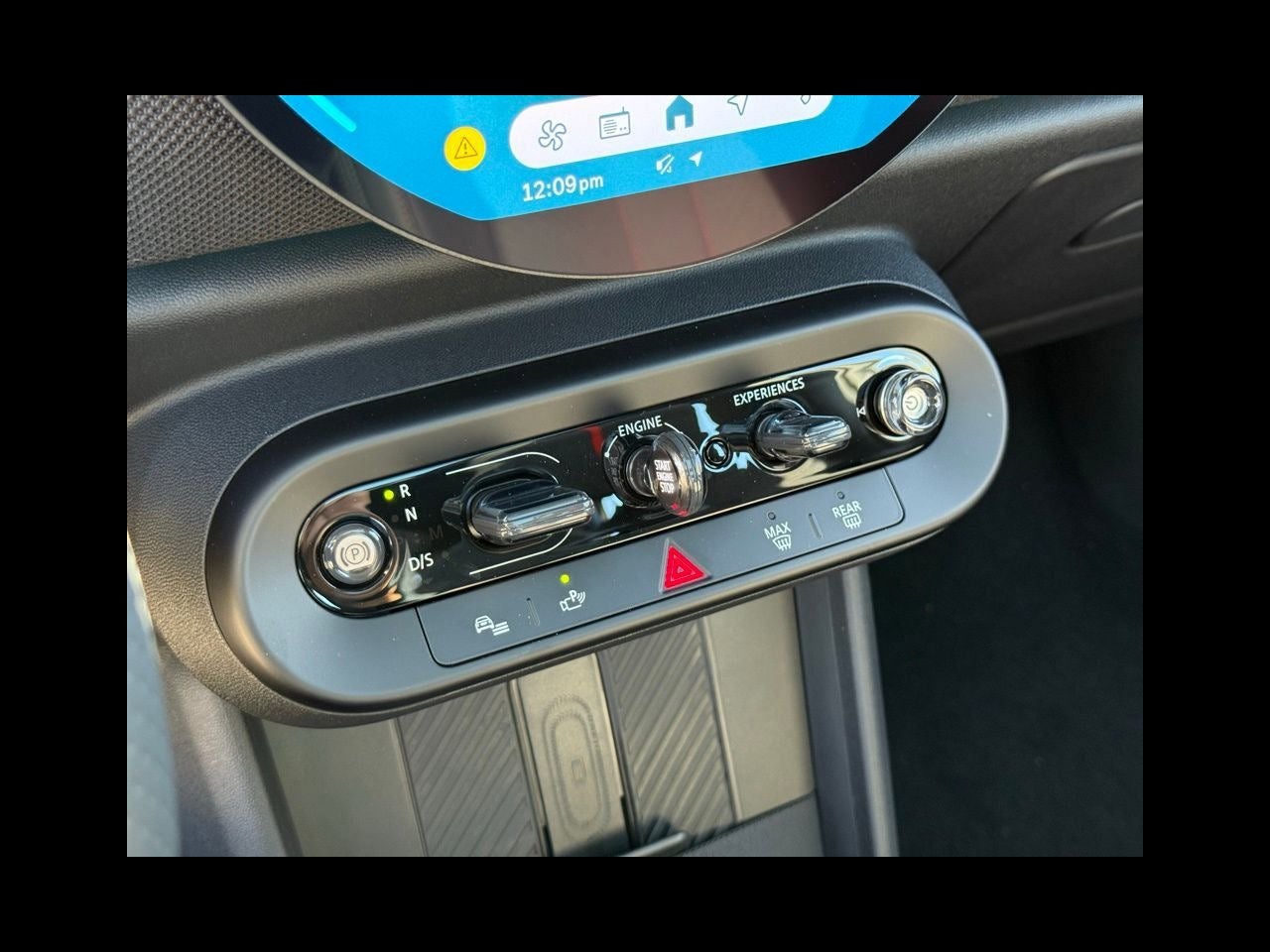 2026 MINI 2 DOOR ICONIC