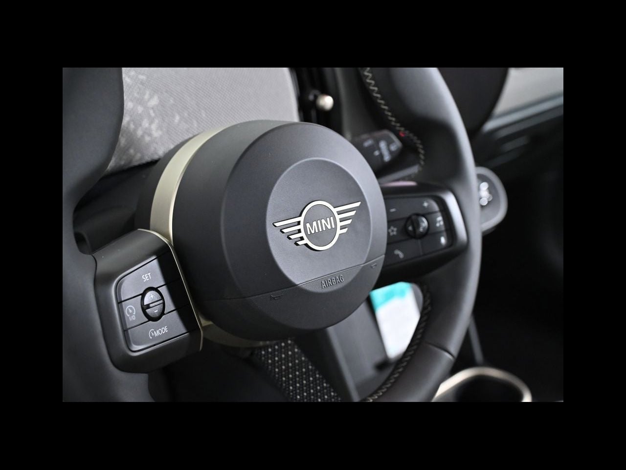 2026 MINI 2 DOOR SIGNATURE PLUS