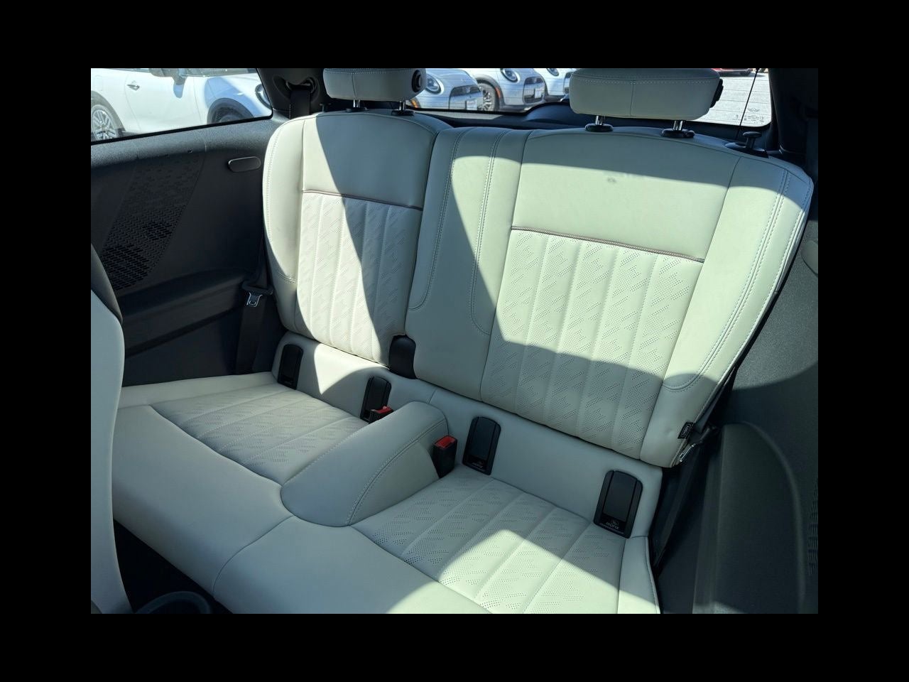 2026 MINI 2 DOOR ICONIC