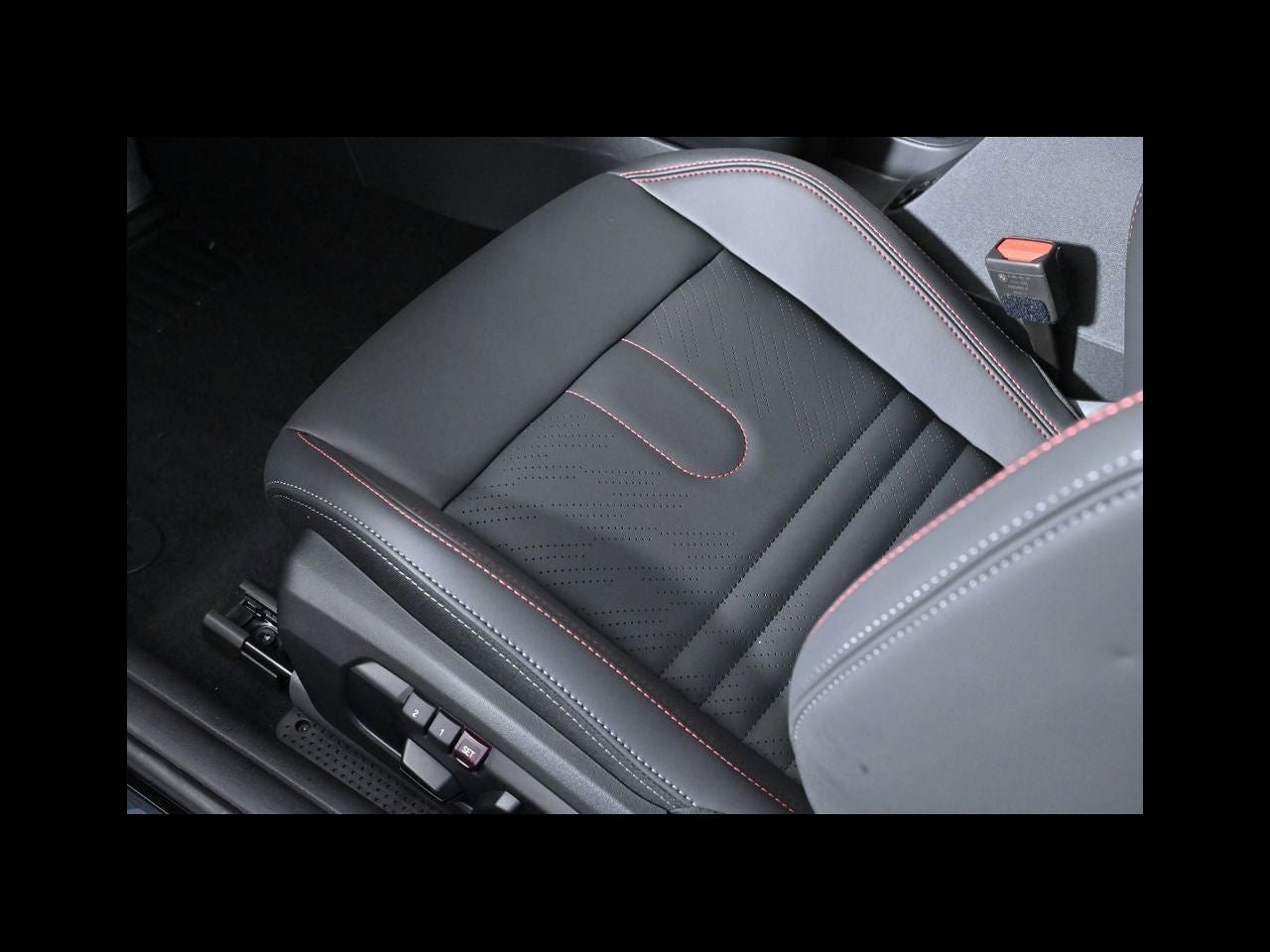 2026 MINI 2 DOOR ICONIC