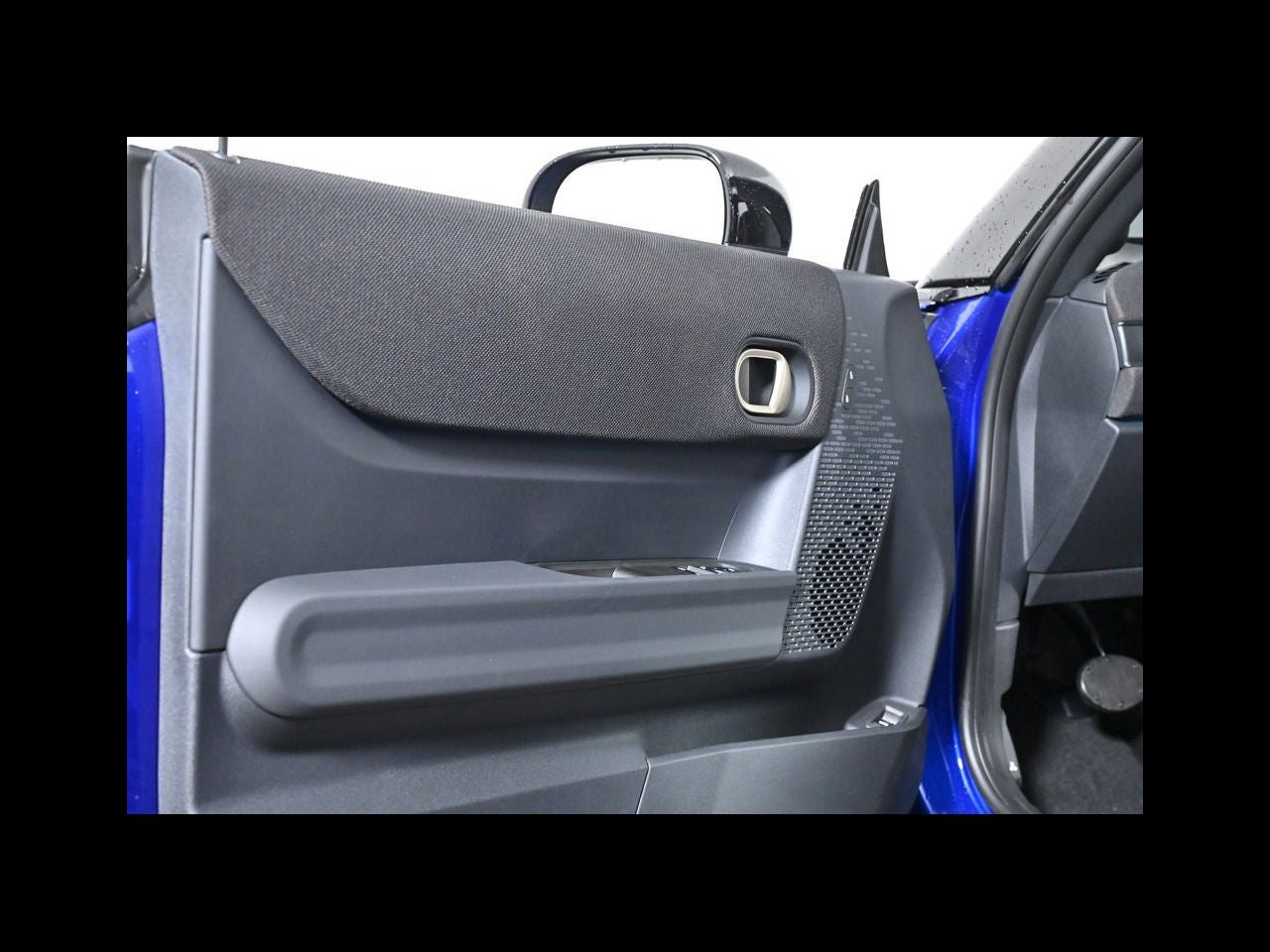 2026 MINI 2 DOOR ICONIC