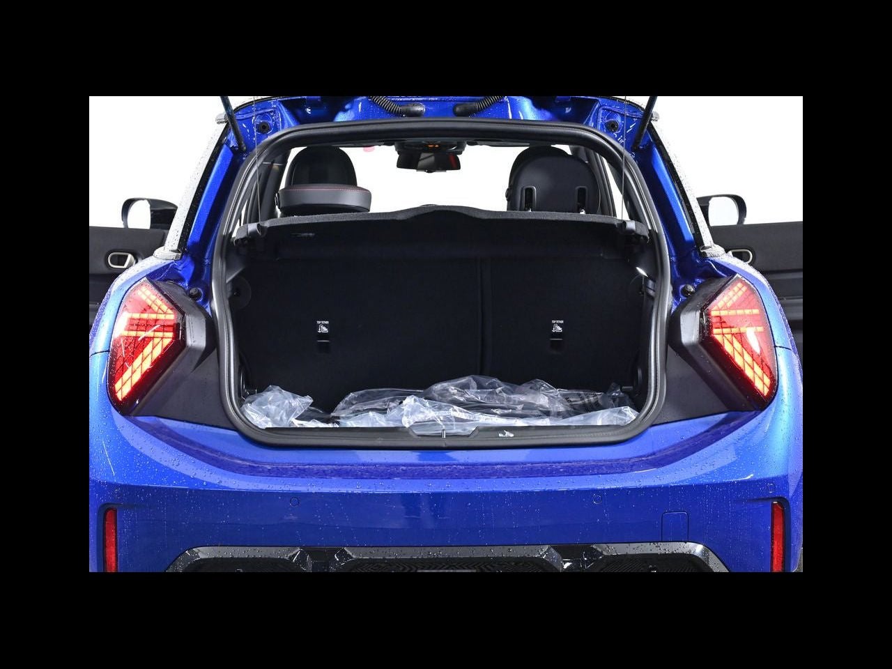 2026 MINI 2 DOOR ICONIC