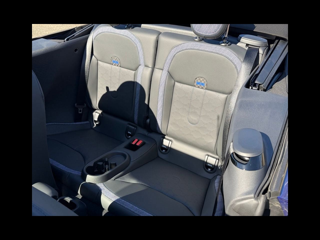 2026 MINI CONVERTIBLE ICONIC