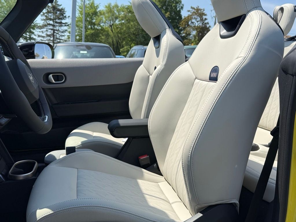 2026 MINI Convertible Cooper S Signature Plus