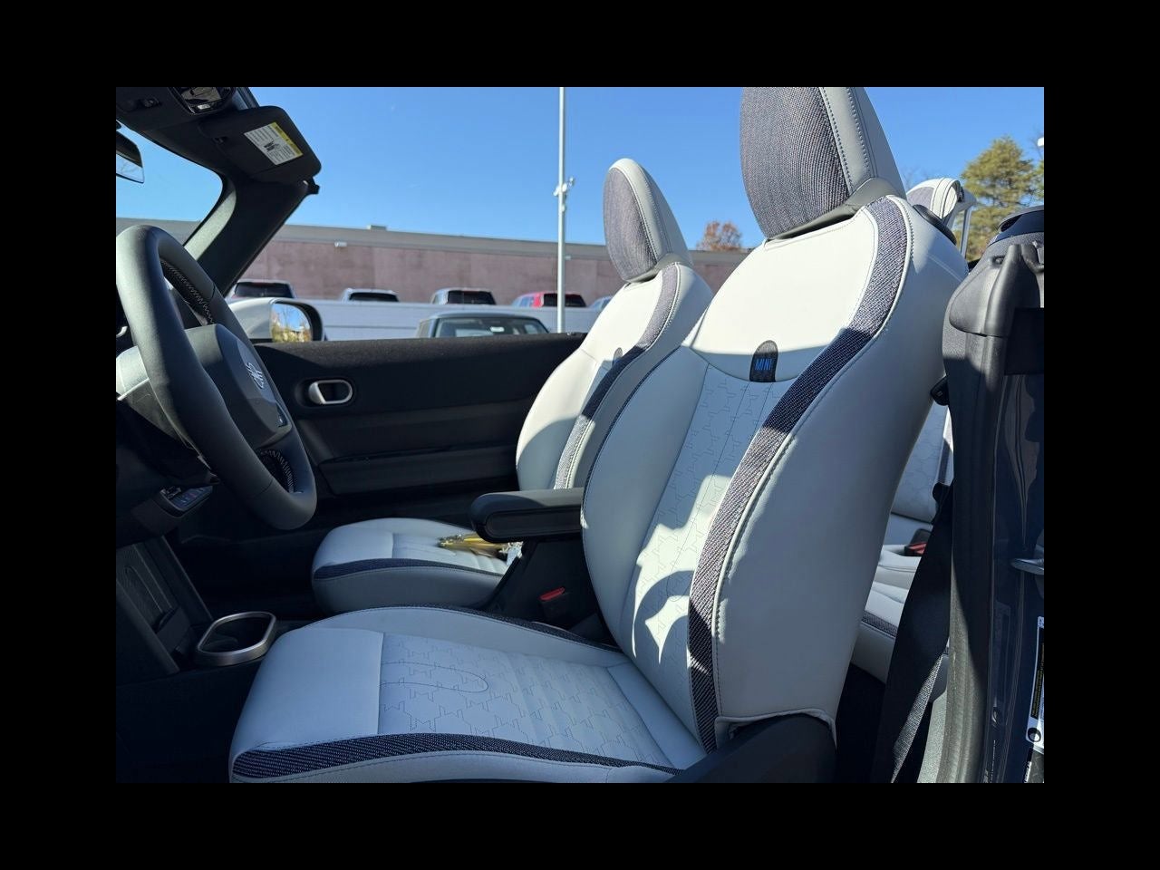 2026 MINI CONVERTIBLE SIGNATURE PLUS