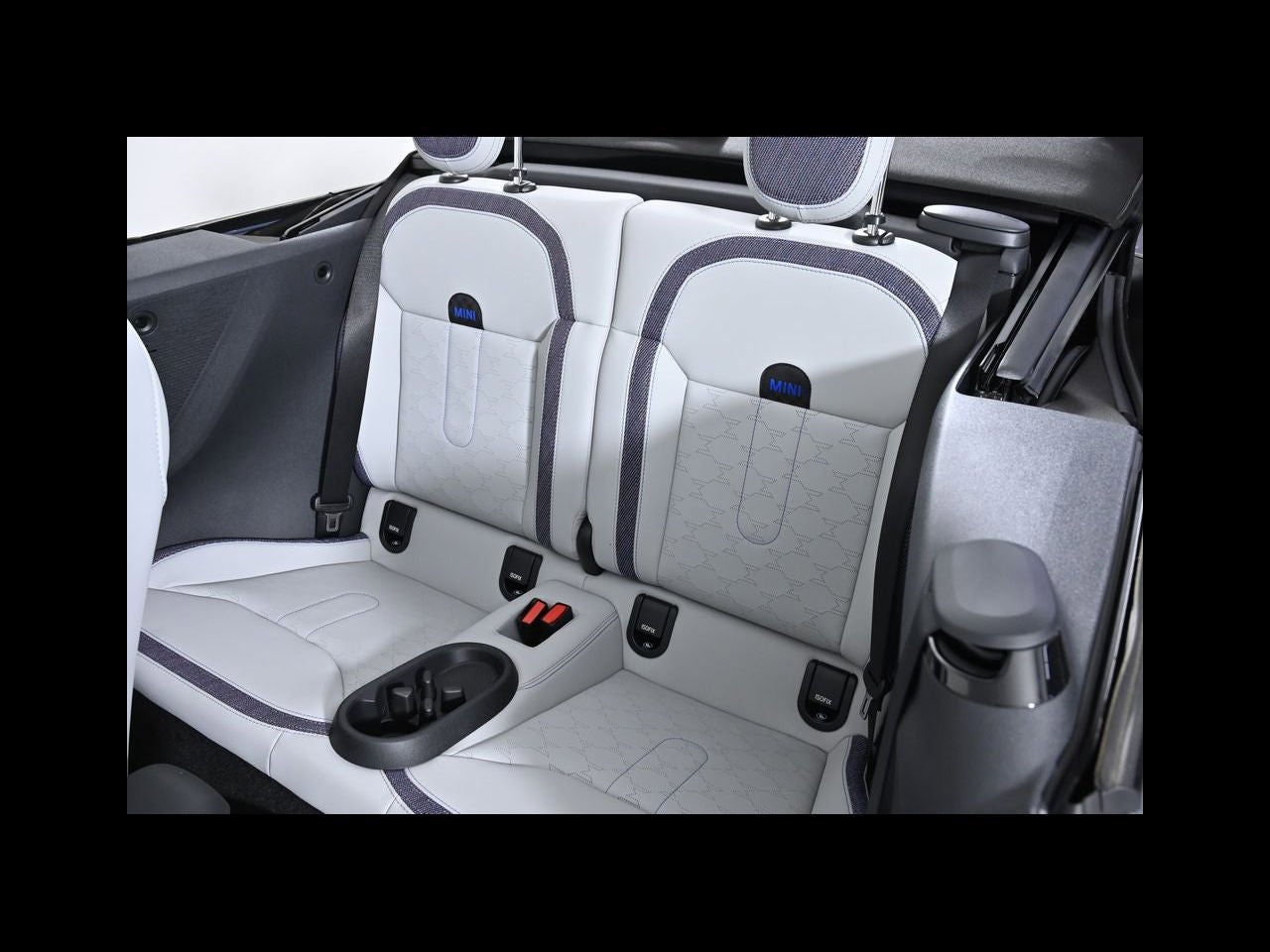 2026 MINI CONVERTIBLE ICONIC