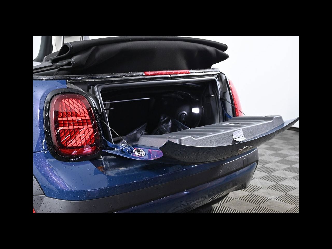 2026 MINI CONVERTIBLE SIGNATURE PLUS