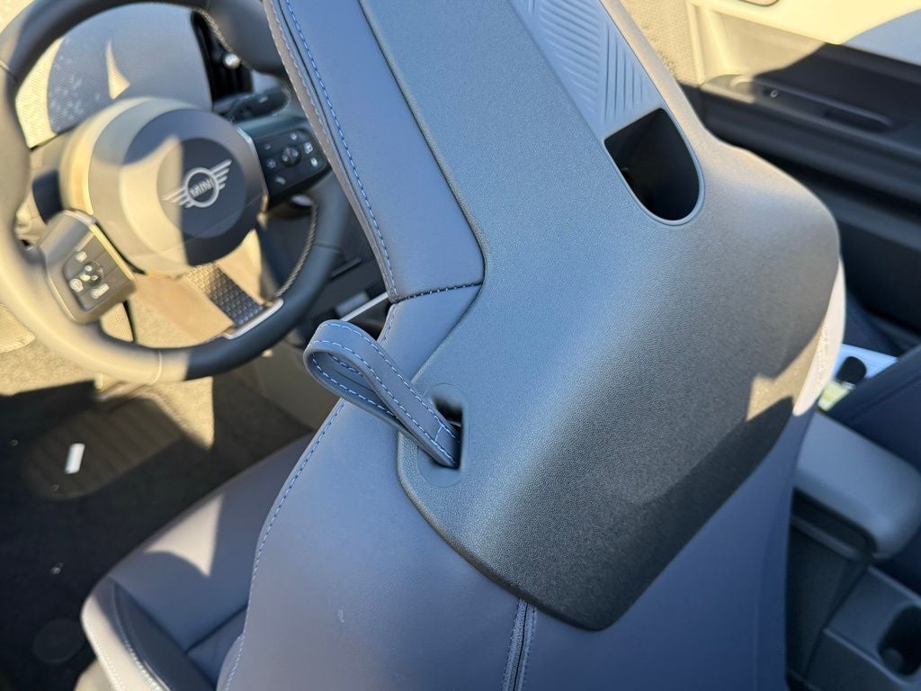 2026 MINI CONVERTIBLE ICONIC