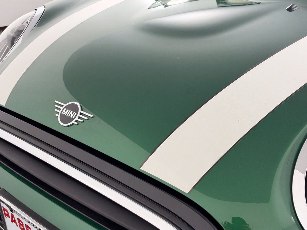 2024 MINI HARDTOP 4 DOOR Base