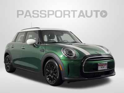 2024 MINI HARDTOP 4 DOOR Base