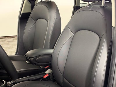 2024 MINI HARDTOP 4 DOOR Base