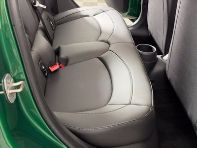 2024 MINI HARDTOP 4 DOOR Base