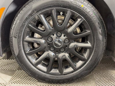2024 MINI HARDTOP 4 DOOR Base
