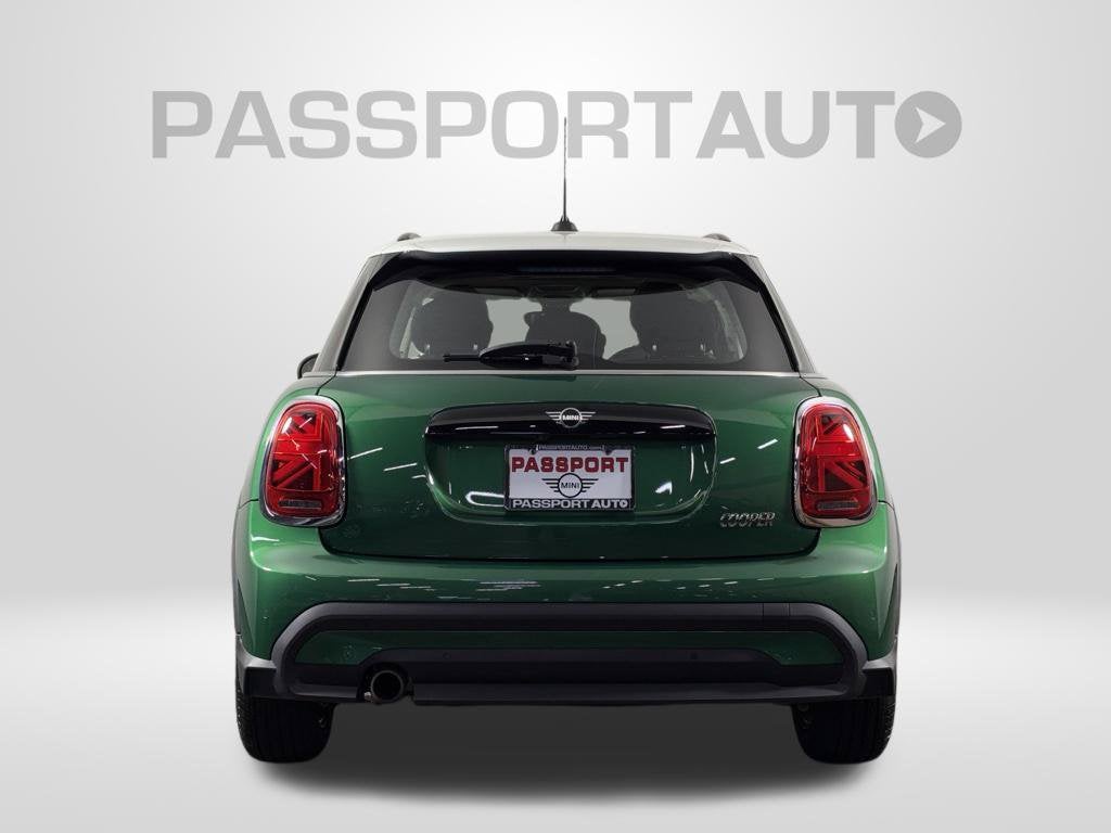 2024 MINI HARDTOP 4 DOOR Base
