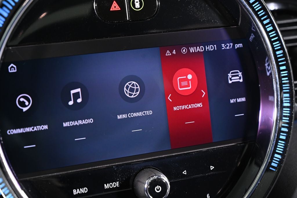 2023 MINI 4 Door Base