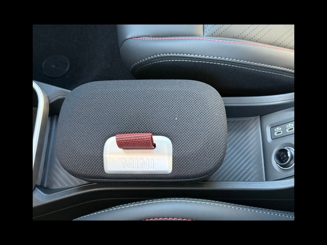 2026 MINI 2 DOOR ICONIC