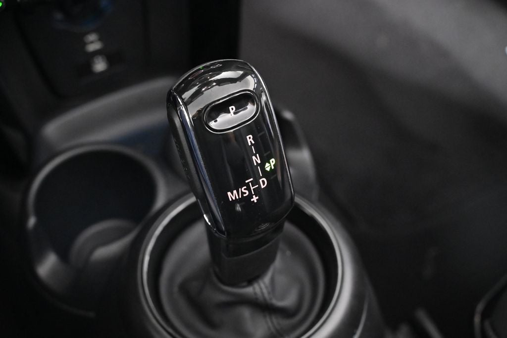 2024 MINI Convertible Cooper S Seaside Edition Iconic