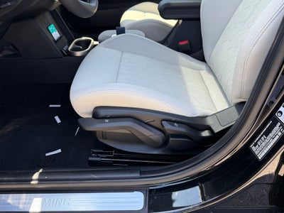 2026 MINI 4 Door Cooper Iconic