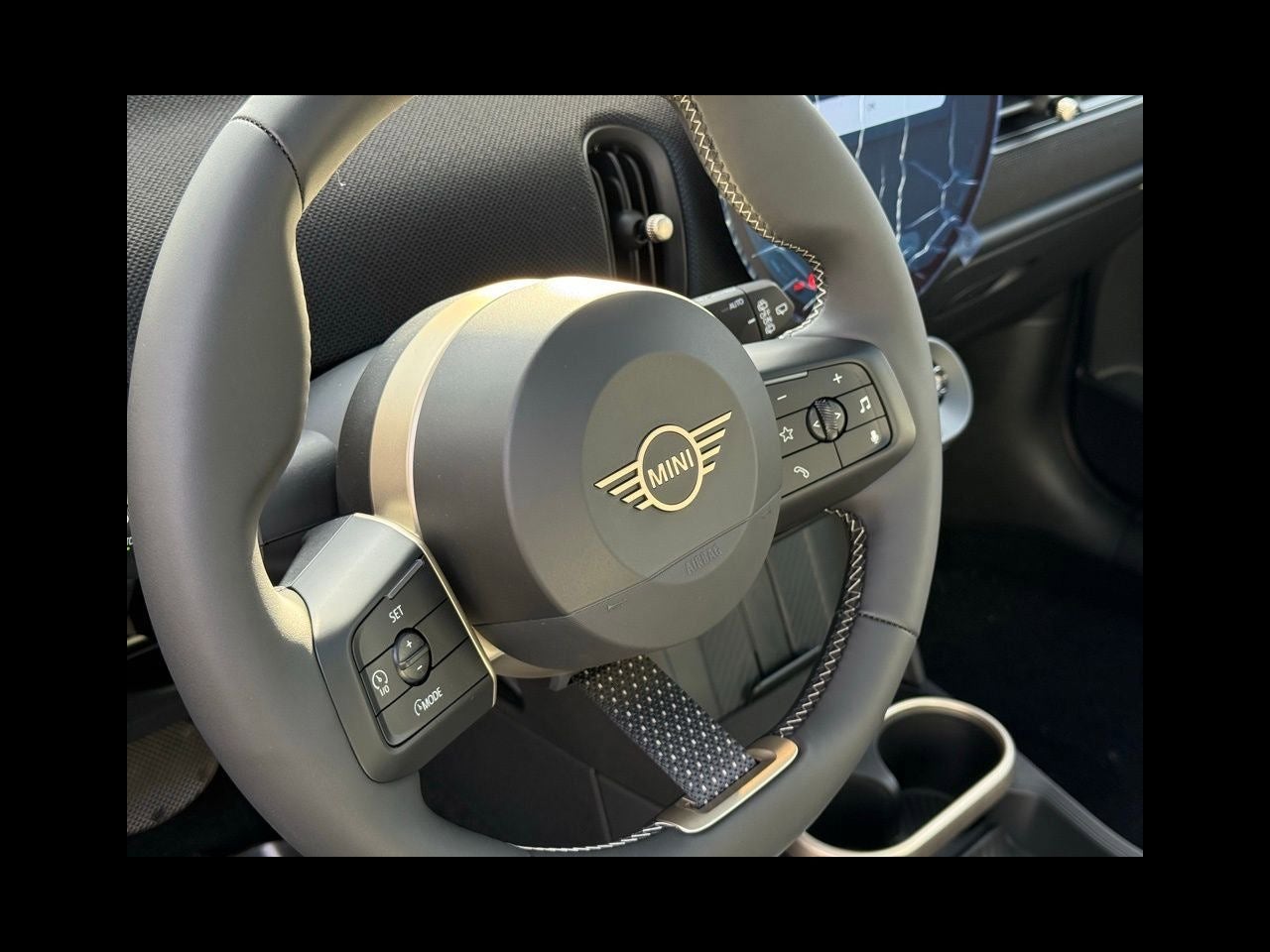 2026 MINI 4 DOOR ICONIC